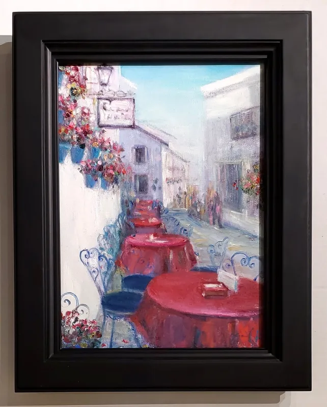 赤と青の白い街