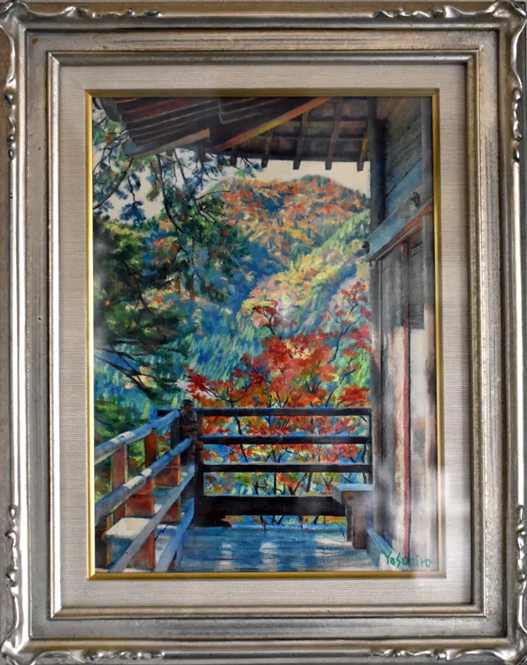 御影堂から望む秋