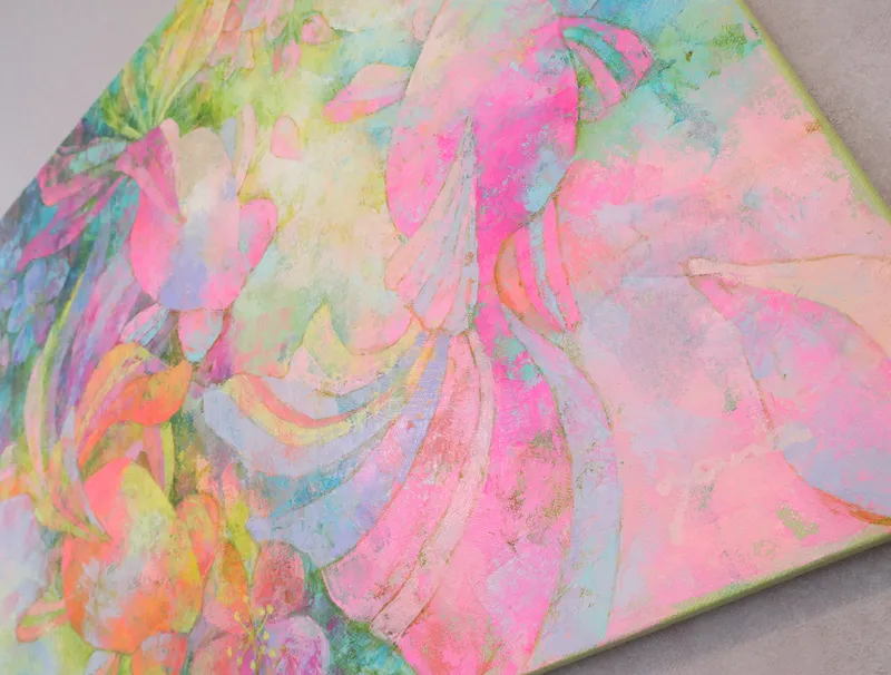 春の水面<金魚>