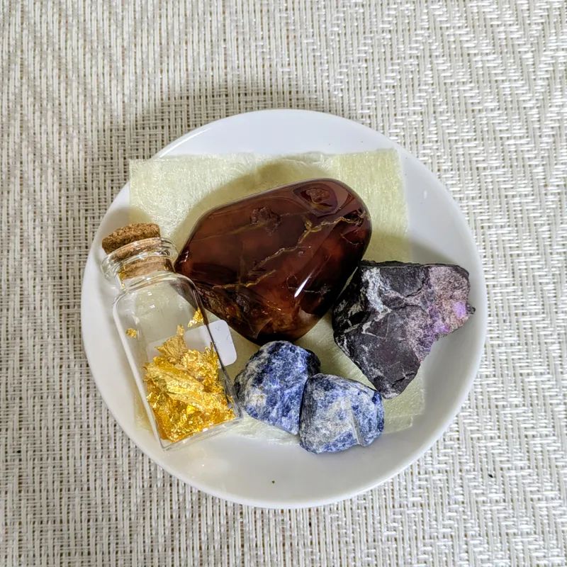 ワインに浮かぶ三日月