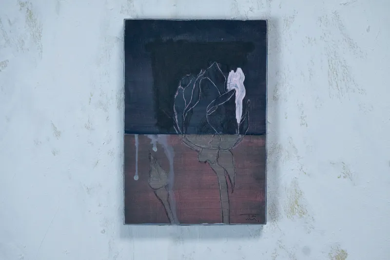 埃っぽい古書の表紙を指でなぞるような感覚