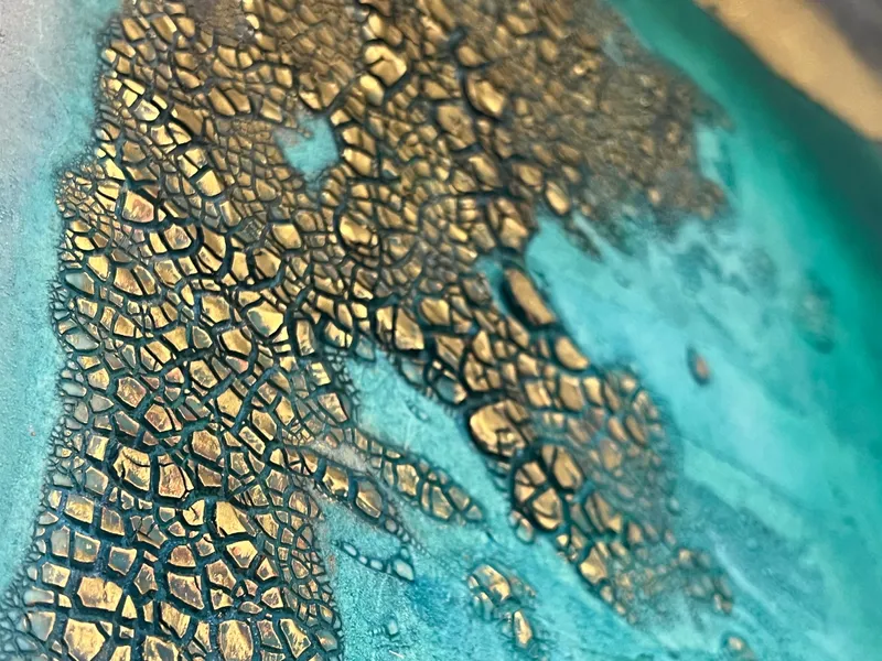 Hidden lake/gold stone