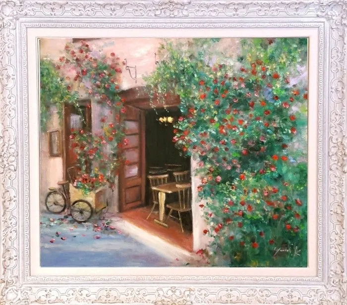 蔓薔薇の咲くカフェ