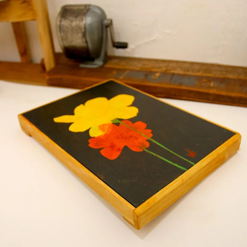 Two Lights in the Dark No.283