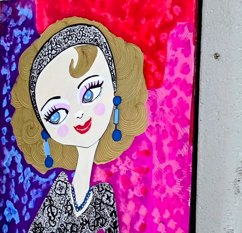 レースを纏った女の子